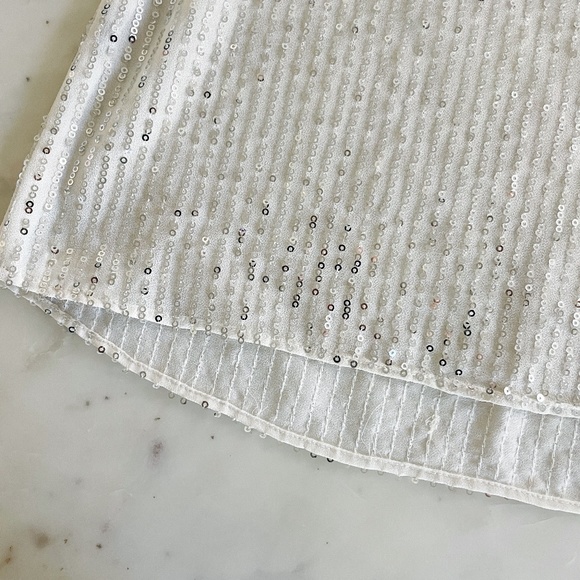 Marciano by Guess, Leanna Sequin Top in Silver & Vanilla - Picture 11 of 15